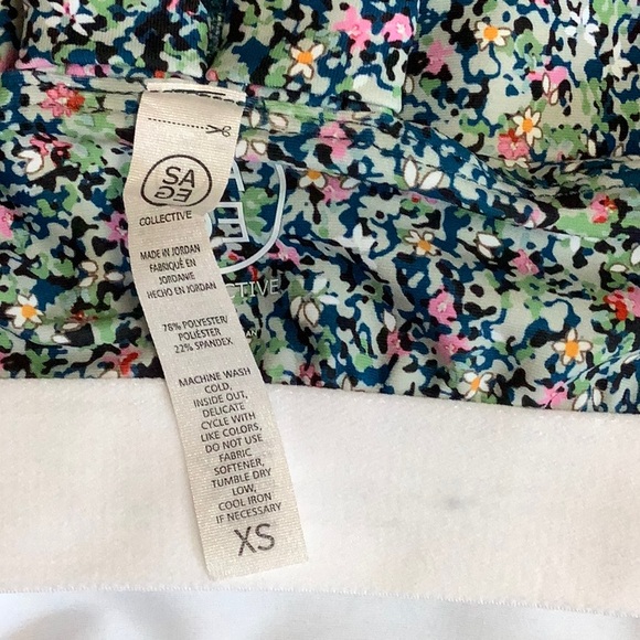 New SAGE Collective workout set - Picture 10 of 12